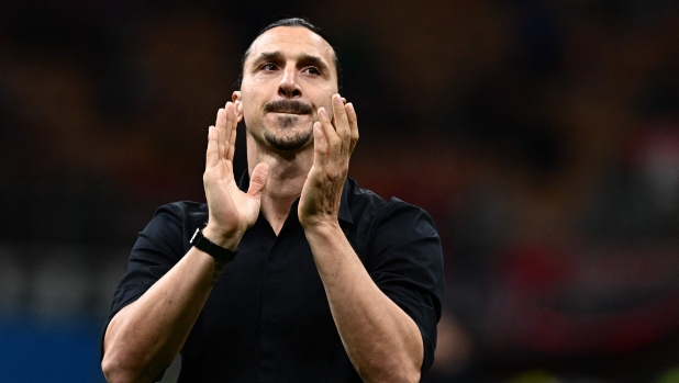 (FILES) AC Milan's Swedish forward Zlatan Ibrahimovic acknowledges the public during a farewell ceremony following the Italian Serie A football match between AC Milan and Hellas Verona on June 4, 2023 at the San Siro stadium in Milan. Zlatan Ibrahimovic has returned to AC Milan as an advisor to the Serie A club's management, owners RedBird Capital Partners confirmed on December 11, 2023. In a statement, American investment firm RedBird said that the former Sweden striker, who won a host of trophies as a player in Italy, will "serve as a senior advisor to AC Milan ownership and senior management". (Photo by GABRIEL BOUYS / AFP)