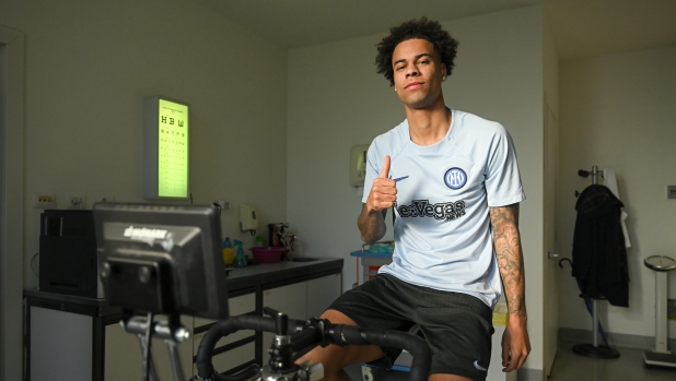 MILAN, ITALY - JANUARY 04: FC Internazionale Unveil New Signing Tajon Buchanan at CONI on January 04, 2024 in Milan, Italy. (Photo by Mattia Pistoia - Inter/Inter via Getty Images)