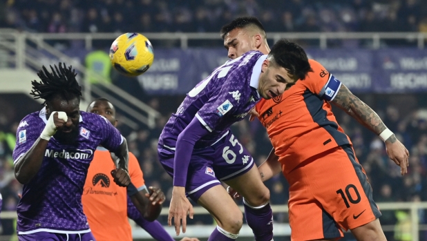 Foto Massimo Paolone/LaPresse 28 Gennaio 2024 - Firenze, Italia - sport, calcio - Fiorentina vs Inter - Campionato italiano di calcio Serie A TIM 2023/2024 - Stadio Artemio Franchi. Nella foto: Lautaro Martinez (FC Internazionale Milano)   January 28, 2024 Florence, Italy - sport, calcio - Fiorentina vs Inter - Italian Serie A Football Championship 2023/2024 - Artemio Franchi Stadium. In the pic: Lautaro Martinez (FC Internazionale Milano)