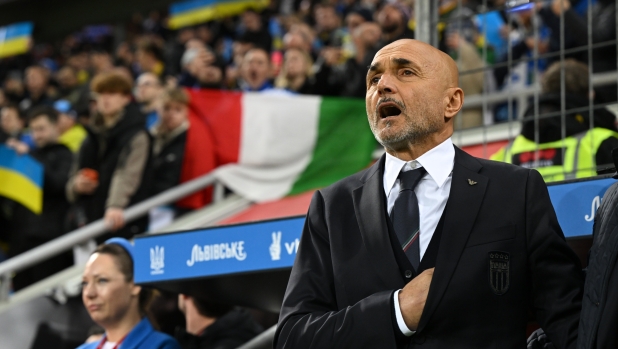 LEVERKUSEN, GERMANY - NOVEMBER 20:  Head coach of Italy Luciano Spalletti sing the national anthem prior to the UEFA EURO 2024 European qualifier match between Ukraine and Italy at BayArena on November 20, 2023 in Leverkusen, Germany. (Photo by Claudio Villa/Getty Images)