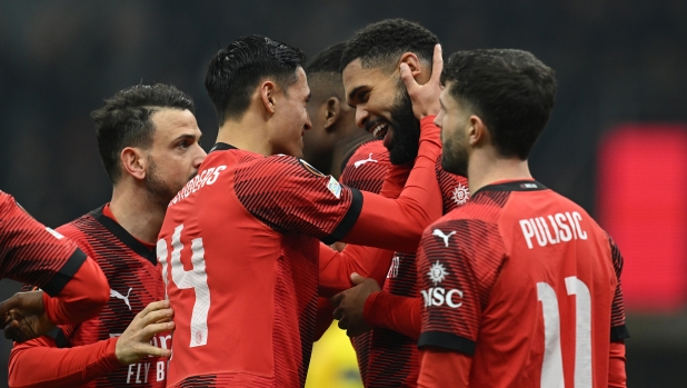 MILAN, ITALY - FEBRUARY 15:  Ruben Loftus Cheek of AC Milan celebrates with team-mates after scoring the goal during the UEFA Europa League 2023/24 Playoff First Leg match between AC Milan and Stade Rennais FC at Stadio Giuseppe Meazza on February 15, 2024 in Milan, Italy. (Photo by Claudio Villa/AC Milan via Getty Images)