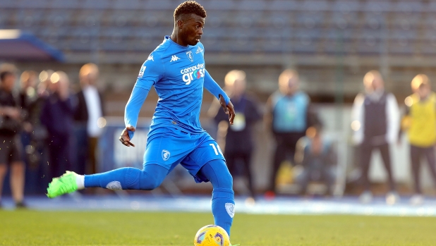 EMPOLI, ITALY - FEBRUARY 18: M'Baye Niang of Empoli FC scores a goal during the Serie A TIM match between Empoli FC and ACF Fiorentina - Serie A TIM  at Stadio Carlo Castellani on February 18, 2024 in Empoli, Italy. (Photo by Gabriele Maltinti/Getty Images)