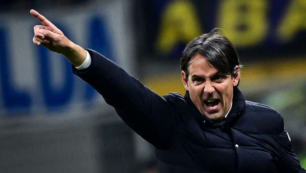 Inter Milan's Italian coach Simone Inzaghi reacts during the Italian Serie A football match between Inter Milan and Atalanta in Milan, on February 28, 2024. (Photo by Piero CRUCIATTI / AFP)