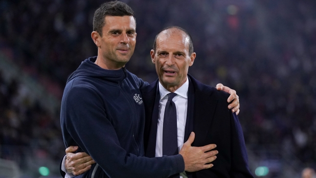 Massimiliano Allegri manager of Juventus FC and Thiago Motta manager of Bologna FC during the Serie A match between Bologna FC and Juventus FC at Stadio Renato Dall'Ara, Bologna, Italy on 30 April 2023.  (Photo by Giuseppe Maffia/NurPhoto via Getty Images)