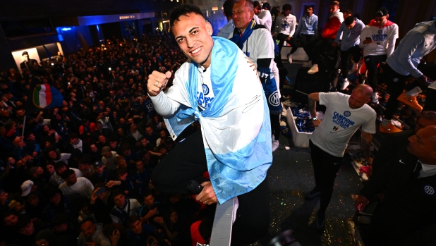 MILAN, ITALY - APRIL 28: Lautaro Martinez of Inter pose for photo during FC Internazionale Serie A Victory Party & Parade at  on April 28, 2024 in Milan, Italy. (Photo by Mattia Ozbot - Inter/Inter via Getty Images)