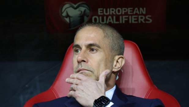 epa10545972 Albanian national team head coach Sylvinho reacts during the UEFA EURO 2024 Group E qualifying soccer match between Poland and Albania, in Warsaw, Poland, 27 March 2023.  EPA/Piotr Nowak POLAND OUT