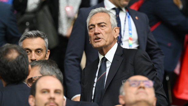 GELSENKIRCHEN, GERMANY - JUNE 20: Gabriele Gravina, President of the Italian Football Federation, speaks with guests prior to the UEFA EURO 2024 group stage match between Spain and Italy at Arena AufSchalke on June 20, 2024 in Gelsenkirchen, Germany. (Photo by Claudio Villa/Getty Images for FIGC)
