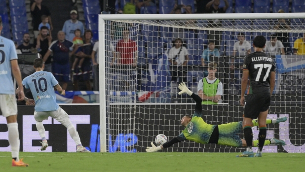 Lazioâs Mattia Zaccagni goal 2-1 during the Serie A soccer match between SS Lazio and Venezia FC at the Rome's Olympic stadium, Italy - Sunday, August 18, 2024. Sport - Soccer . (Photo by Fabrizio Corradetti / LaPresse)