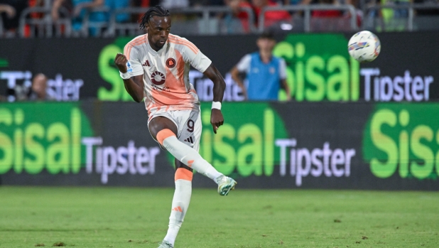 A.S. Roma's streaker Tammy Abraham in action during the Serie A soccer match between Cagliari Calcio and A.S. Roma at the Unipol Domus in Cagliari, Sardinia -  Sunday, 18 August 2024. Sport - Soccer (Photo by Gianluca Zuddas/Lapresse)