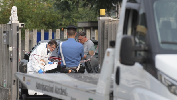 Scientifica dei carabinieri sul luogo dove Andrea Beretta ultras Inter ha ucciso con un coltello Antonio Bellocco che gli ha sparato con una pistola davanti ad una palestra n via Besozzi a Cernusco sul Naviglio. 04 Settembre 2024. ANSA/ANDREA CANALI