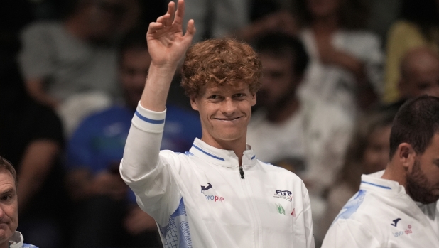 Jannik Sinner greets the fan during 2024 Davis Cup Finals Group A match between Matteo Berrettini (Italy) and Botic van de Zandschulp (Netherlands) at the Unipol Arena, Bologna, Italy -  September 15,  2024. Sport - Tennis. (Photo by Massimo Paolone/LaPresse)