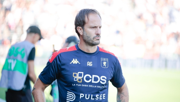 Genoa's head coach Alberto Gilardino during the italian soccer Serie A match between Venezia Calcio vs Genoa CFC on September 21, 2024 at the Pierluigi Penzo stadium in Venezia, Italy. ANSA/Mattia Radoni