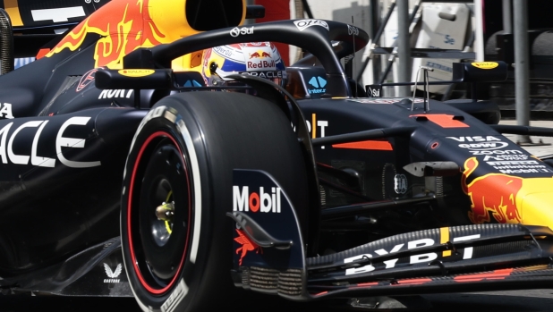 epa11683251 Dutch driver Max Verstappen of Red Bull Racing in action during the first practice of the Formula One Mexico Grand Prix at the Hermanos Rodriguez Racetrack in Mexico City, Mexico, 25 October 2024. The Formula One Mexico Grand Prix takes place on 27 October.  EPA/Jose Mendez