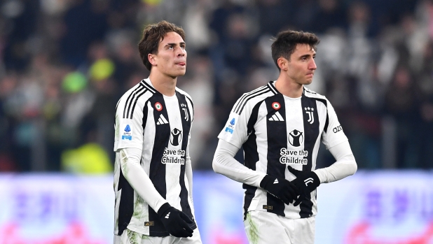 TURIN, ITALY - DECEMBER 29: Kenan Yildiz and Andrea Cambiaso of Juventus react after the draw in the Serie A match between Juventus and Fiorentina at Allianz Stadium on December 29, 2024 in Turin, Italy. (Photo by Valerio Pennicino/Getty Images)