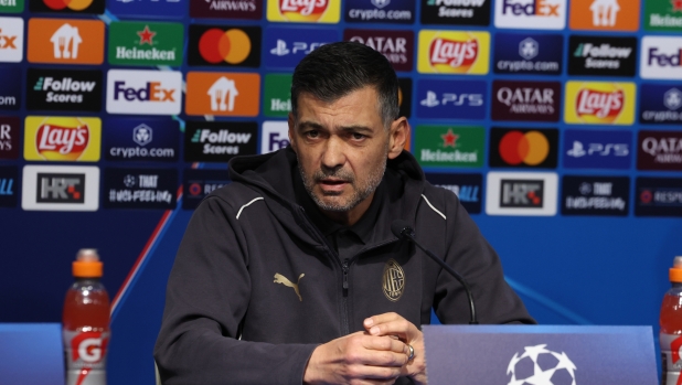 ZAGREB, CROATIA - JANUARY 28: Head coach AC Milan Sergio Conceicao speaks with the media during the UEFA Champions League 2024/25 League Phase MD8 press conference at Maksimir stadium on January 28, 2025 in Zagreb, Croatia. (Photo by Claudio Villa/AC Milan via Getty Images)