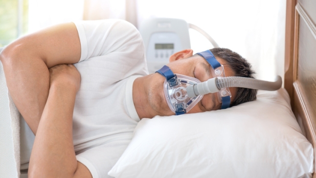 Apnea nel sonno: il ruolo del nervo linguale e come può aiutare a superare il disturbo