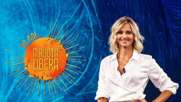 Da Noi... a Ruota Libera, Fabrizio Moro e Bianca Guaccero tra gli ospiti del 19 aprile