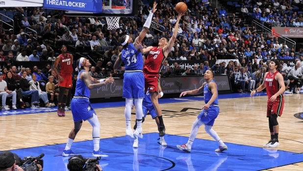 Il miglior Fontecchio dell'anno, ma il derby va a Orlando. Wemby onnipotente, colpo Spurs a Houston