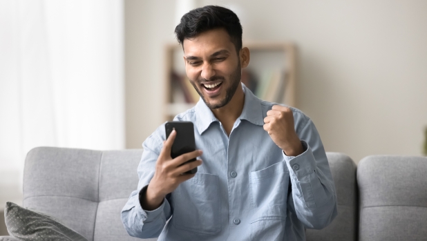 Bonus giovani under 35: 500 euro al mese anche per autonomi e Partite Iva