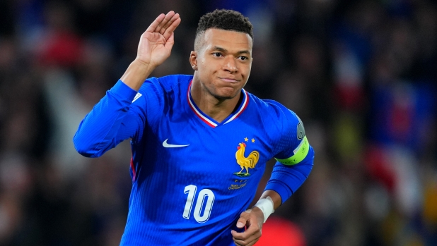 Deschamps difende Mbappé: "Lui egoista? No, i suoi gol sono il contributo che serve alla Nazionale"