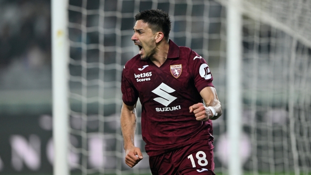 LIVE Torino-Parma 1-0: gol di Simeone dopo 3′, erroraccio di Suzuki