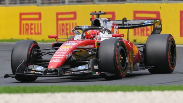 F1 LIVE Australia: caccia alle Mercedes. Leclerc in seconda fila. Alle 5 il via
