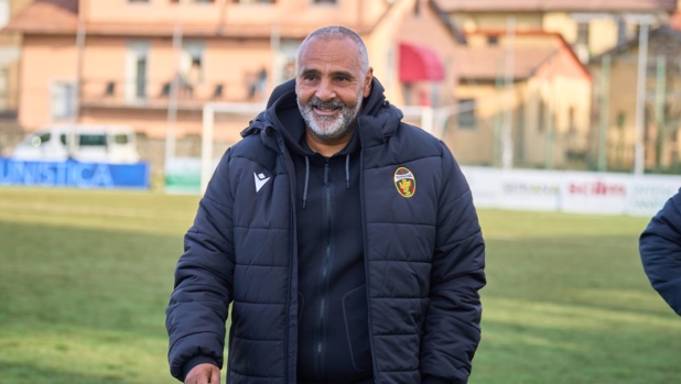 Ternana, esonerato Liverani. Salta anche Toscano a Catania, al suo posto Viali