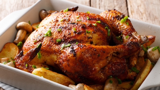 Ci sono più proteine nel pollo o nel tacchino? Tutte le differenze