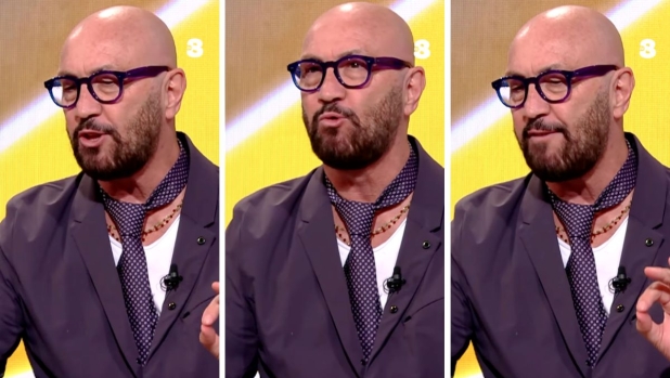 Walter Zenga, ma come ti vesti? E quella cravatta sulla pelle nuda diventa virale