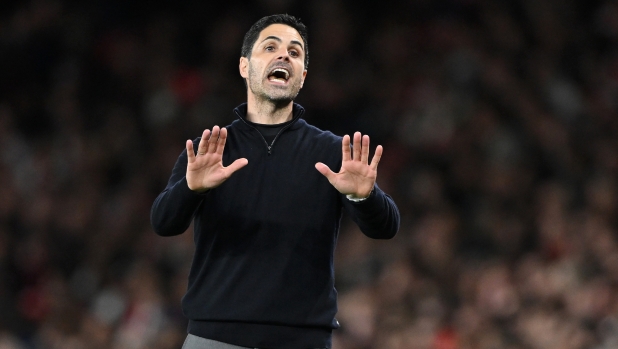 Arsenal, Arteta fa accendere un fuoco nel centro sportivo: il fumo interrompe gli allenamenti del Watford