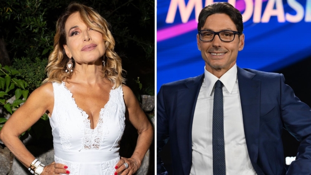 Barbara D'Urso fa causa a Mediaset: "Cacciata per vendetta personale, ci sono chat e audio"