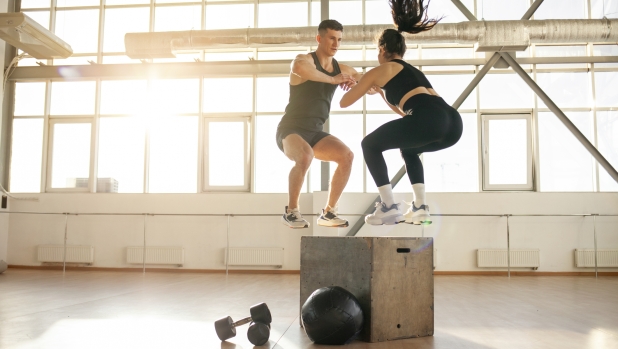 Se vuoi bruciare davvero tante calorie, questo mini circuito total body è quello che fa per te