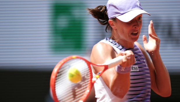 LIVE Roland Garros, in campo Swiatek. Alle 15.30 Zverev, serata con Fonseca-Ruud
