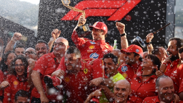 Leclerc: "Ferrari, il Mondiale è ancora aperto. Ma l'emozione vera me l'ha dato il matrimonio"