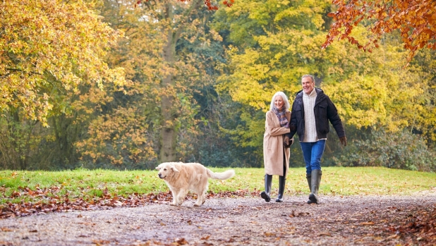 L'orario migliore per camminare se vuoi abbassare la pressione arteriosa