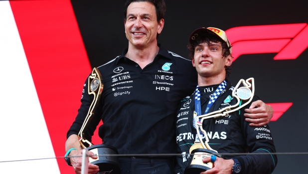Mercedes, Wolff si gode Kimi: "Ma ora non fate troppo casino per lui in Italia"