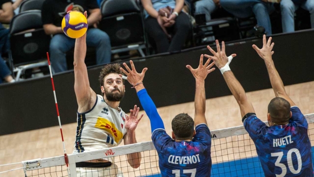 Nations League, che battaglia: l'Italia si arrende alla Francia, decisivo il tie-break