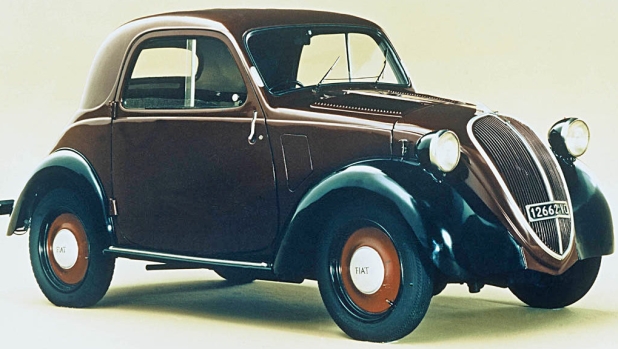 La prima piccola d'Italia, i 90 anni della Fiat 500 Topolino