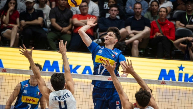 Nations League, l'Italia batte gli Stati Uniti al tie break trascinata da Luca Porro