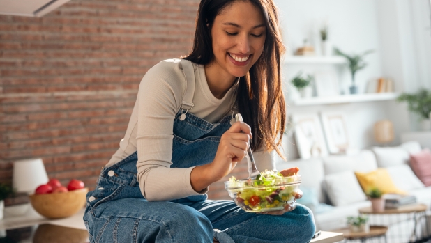 Le insalatone sono un pasto completo? Ecco come comporle in modo buono e sano