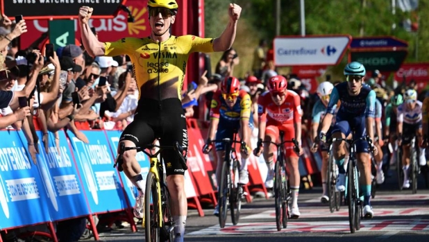 Vuelta, Brennan fa una volata da fenomeno. E Pogacar resta leader