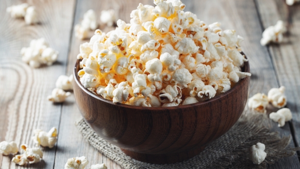 Popcorn: dagli antiossidanti alle poche calorie, tutti i benefici che non ti aspetti