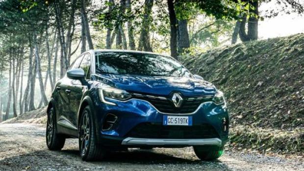 MTM Tappetini Auto Su Misura Per Renault Captur II (2020-) - Set 4 Pezzi In Moquette Nera, Battitacco, Fondo Antiscivolo - Made In Italy