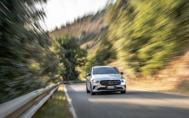 Mercedes-Benz Nuova Classe B: prezzo, velocità, consumi