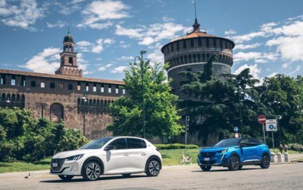 Peugeot e-208: pro e contro della due volumi francese