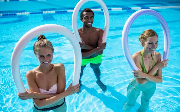 Fai sport in piscina! Scopri accessori e consigli per vivere in salute