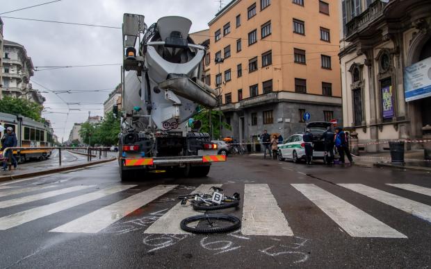 Incidenti mortali ciclisti Milano: cosa si può fare