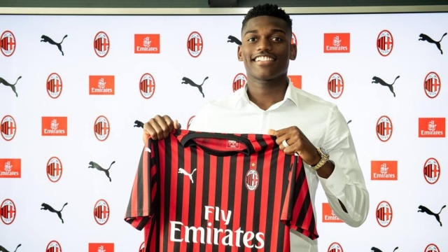 ESCLUSIVA AC MILANFoto Claudio Furlan/LaPresse31-07-2019 Milano - ItaliaSport - CalcioStagione 2019/2020 - AC Milan, presentazione del nuovo giocatore Rafael LeaoNella foto: Rafael LeaoEXCLUSIVE AC MILANPhoto Claudio Furlan/LaPresse31-07-2019 Milan - ItalySport - SoccerAC Milan, presentation of the new player Rafael LeaoIn the picture: Rafael Leao