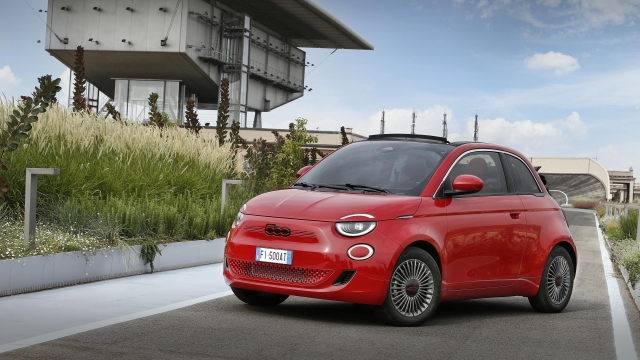 La versione elettrica di 500 proietta il marchio Fiat verso un futuro a zero emissioni