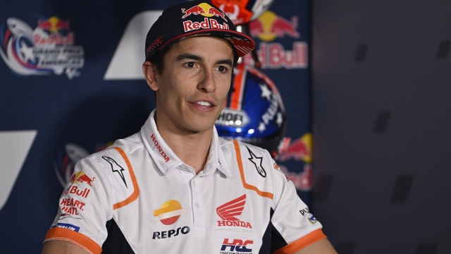 AUSTIN, TEXAS - APRIL 07: Marc Marquez of Spain and Repsol Honda Team speaks during the press conference pre-event during the MotoGP Of The Americas - Previews on April 07, 2022 in Austin, Texas.   Mirco Lazzari gp/Getty Images/AFP == FOR NEWSPAPERS, INTERNET, TELCOS & TELEVISION USE ONLY ==